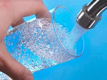 Yeterli Su Tüketip Tüketmediğimizi Test Etmek İçin 3 Küçük İpucu
