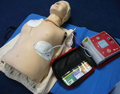 Otomatik Eksternal Defibrilatör( AED) Cihazı Nedir?